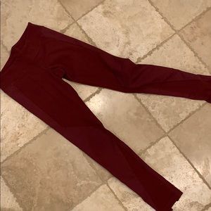 Maroon bottom zip up leggings